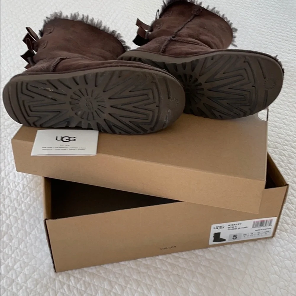 Ugg Bailey Bow ll‎ chocolate
